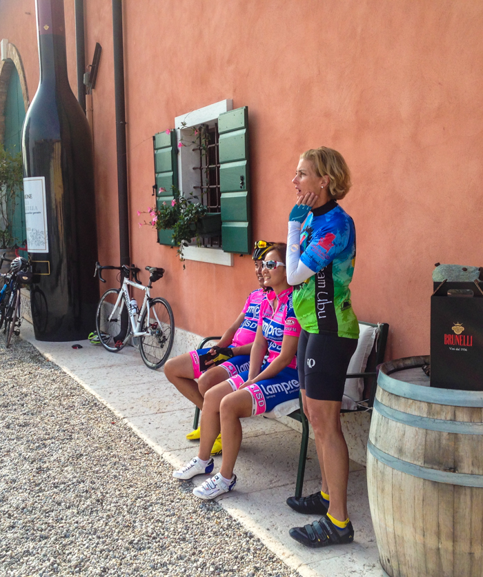 winery visit bike tour